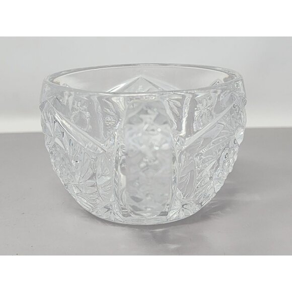Vintage Set Of 3 Clear Pressed Glass Punch Cups Decorative Floral Starburst - Picture 11 of 15